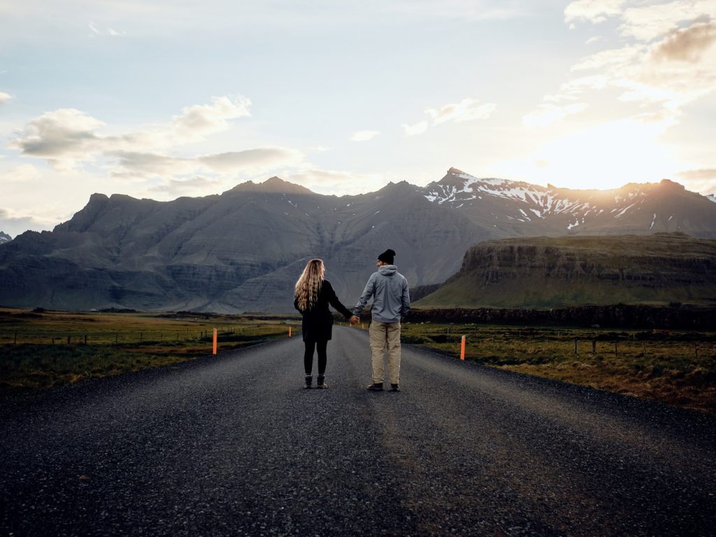 Second Date Travelling